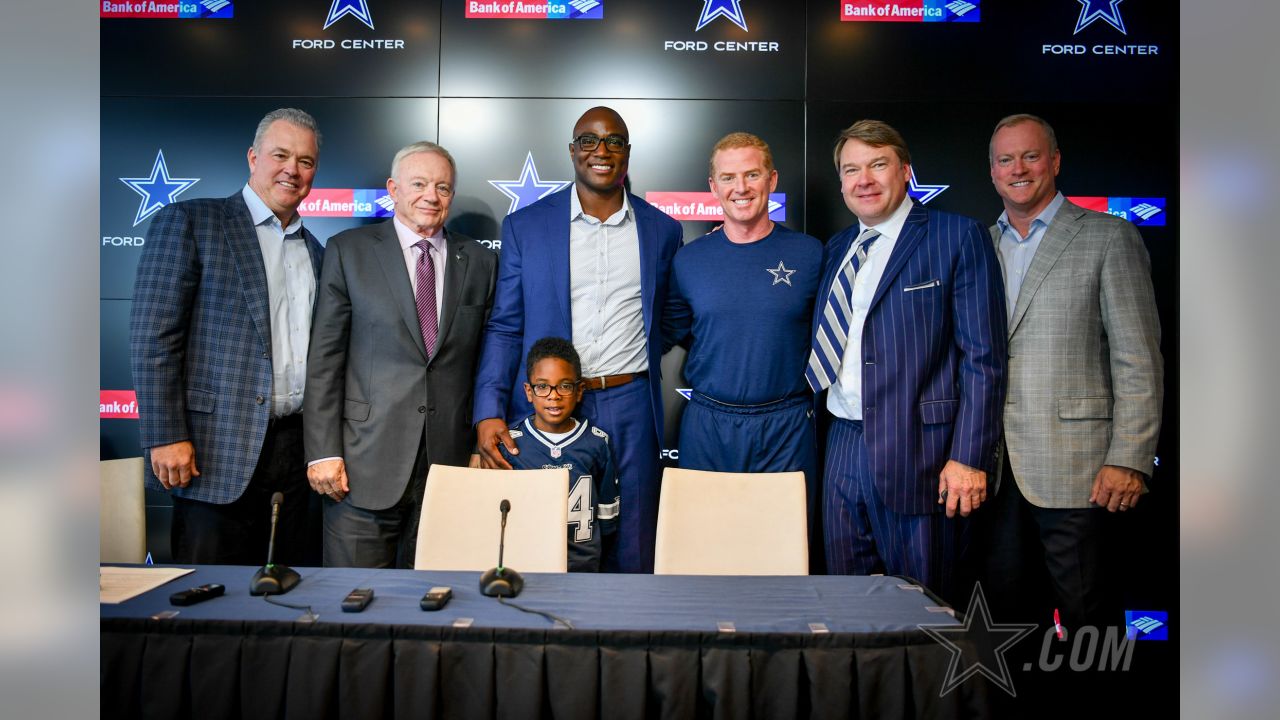 Dallas Cowboys on X: We are proud to announce that @DeMarcusWare will  officially retire today as a Dallas Cowboy. Ware it all started.  #ThankYouDWare  / X