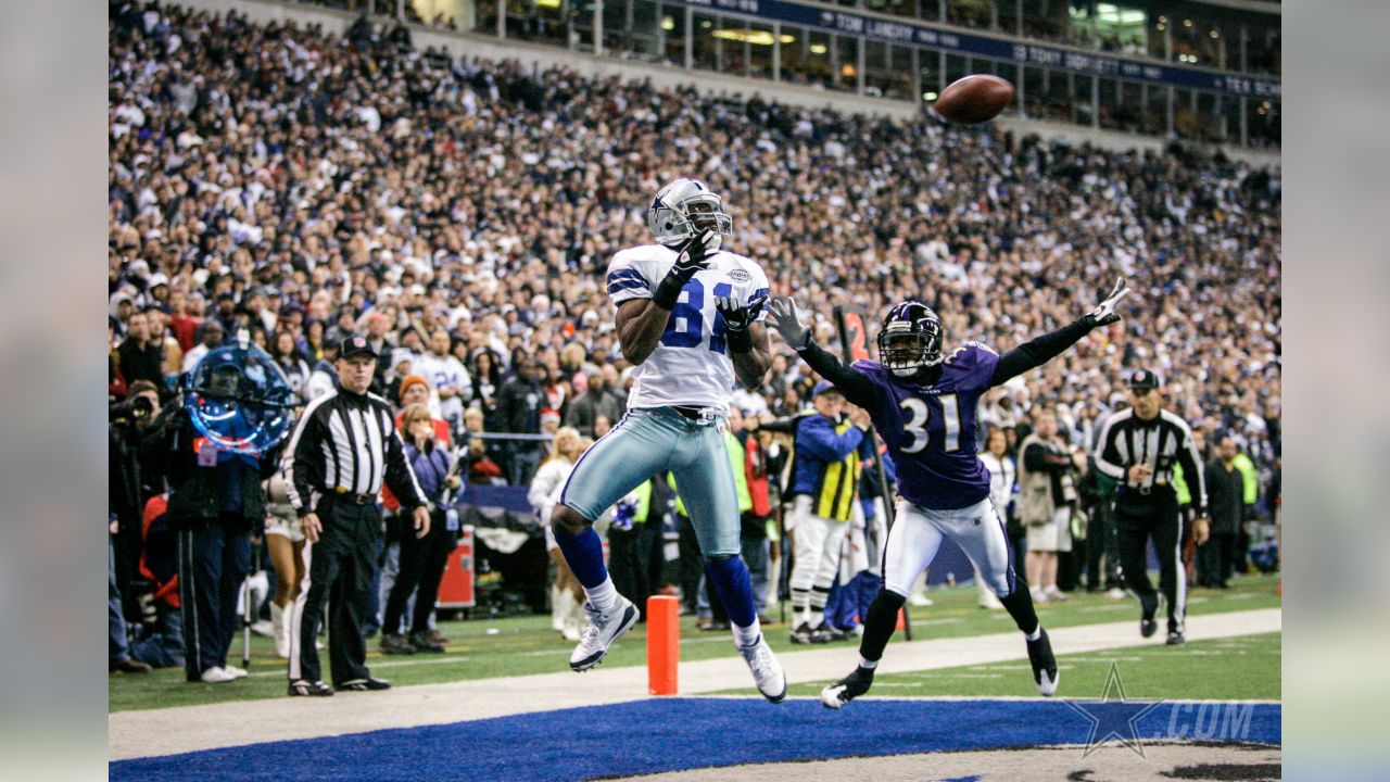 Terrell Owens #81 of the Dallas Cowboys in action during the Dallas Cowboys  37-20 victory over the Miami Dolphins at Dolphin Stadium in Miami Gardens,  Florida.