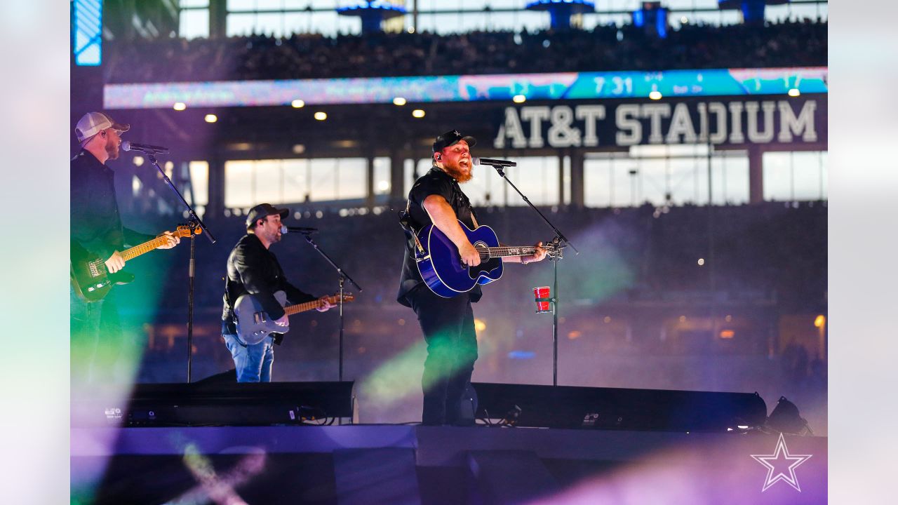 Luke Combs Salvation Army Red Kettle Campaign