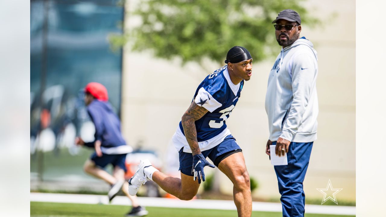 70+ pics from Cowboys 2022 rookie minicamp