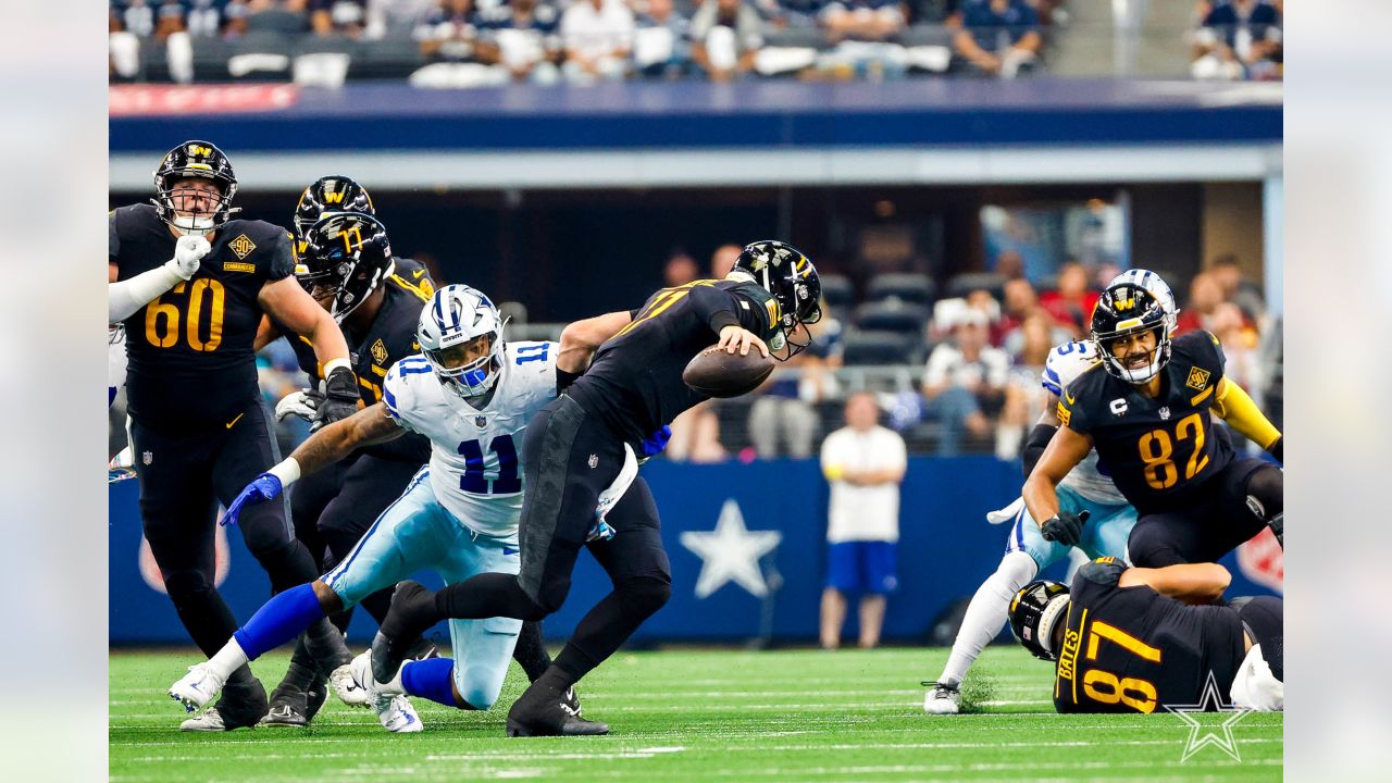 Dallas Cowboys safety Markquese Bell (41) in action during an NFL football  game against the Washington Commanders, Sunday, Oct. 2, 2022, in Arlington.  (AP Photo/Tyler Kaufman Stock Photo - Alamy