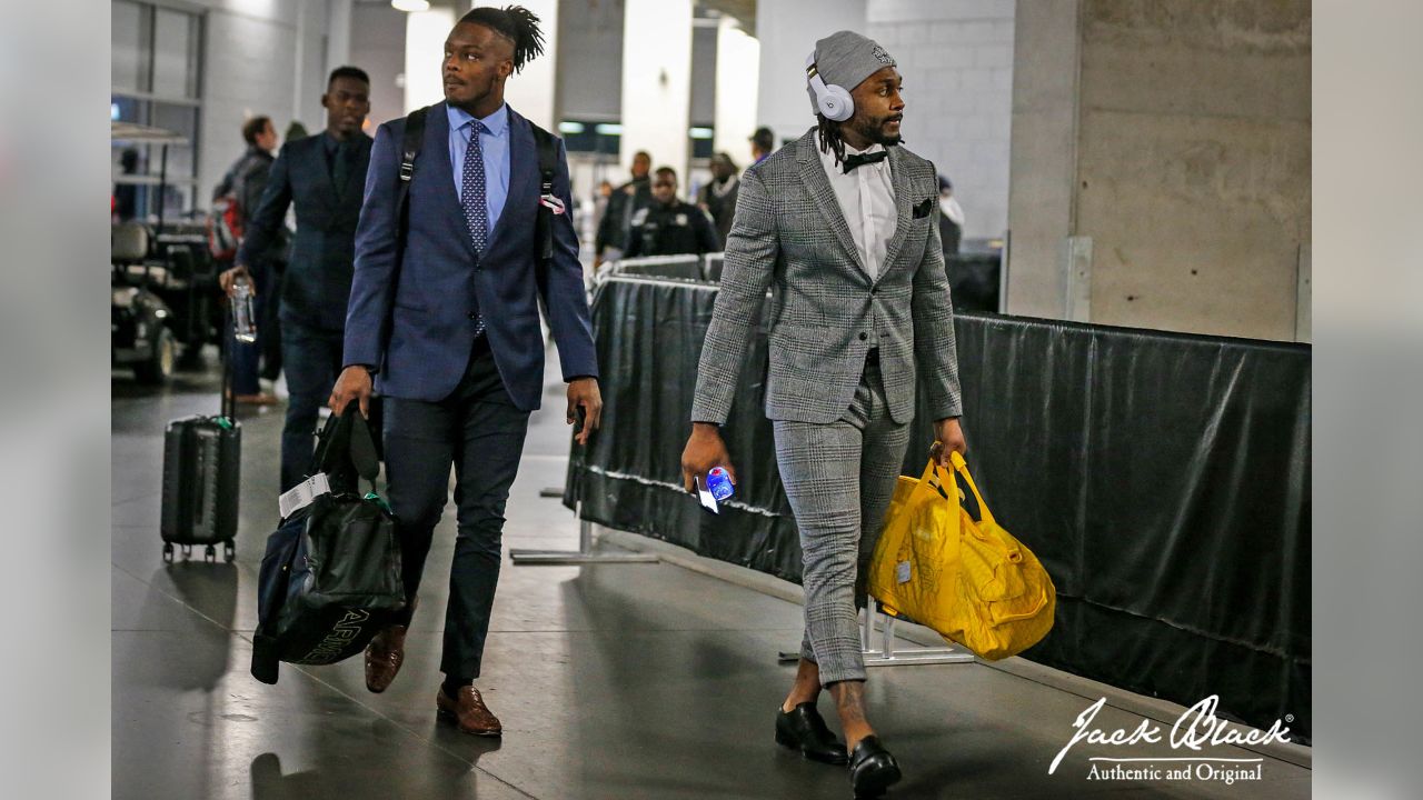 What is the price of the Goyard luggage trolley that Dallas Cowboy Zeke  Elliott gave to Cowboy QB Dak Prescott for her birthday in 2021? - Quora