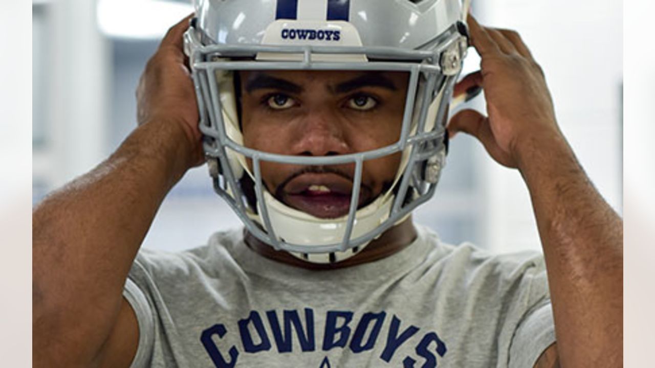 New Cowboy Ezekiel Elliott arrives at Valley Ranch