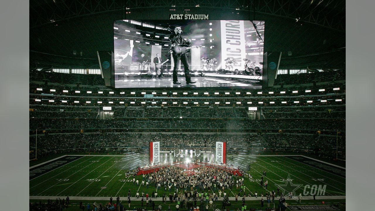 Dallas Cowboys on X: How it started: How it's going: Excited to have the  @jonasbrothers back for this year's Red Kettle Kickoff Halftime Show!  