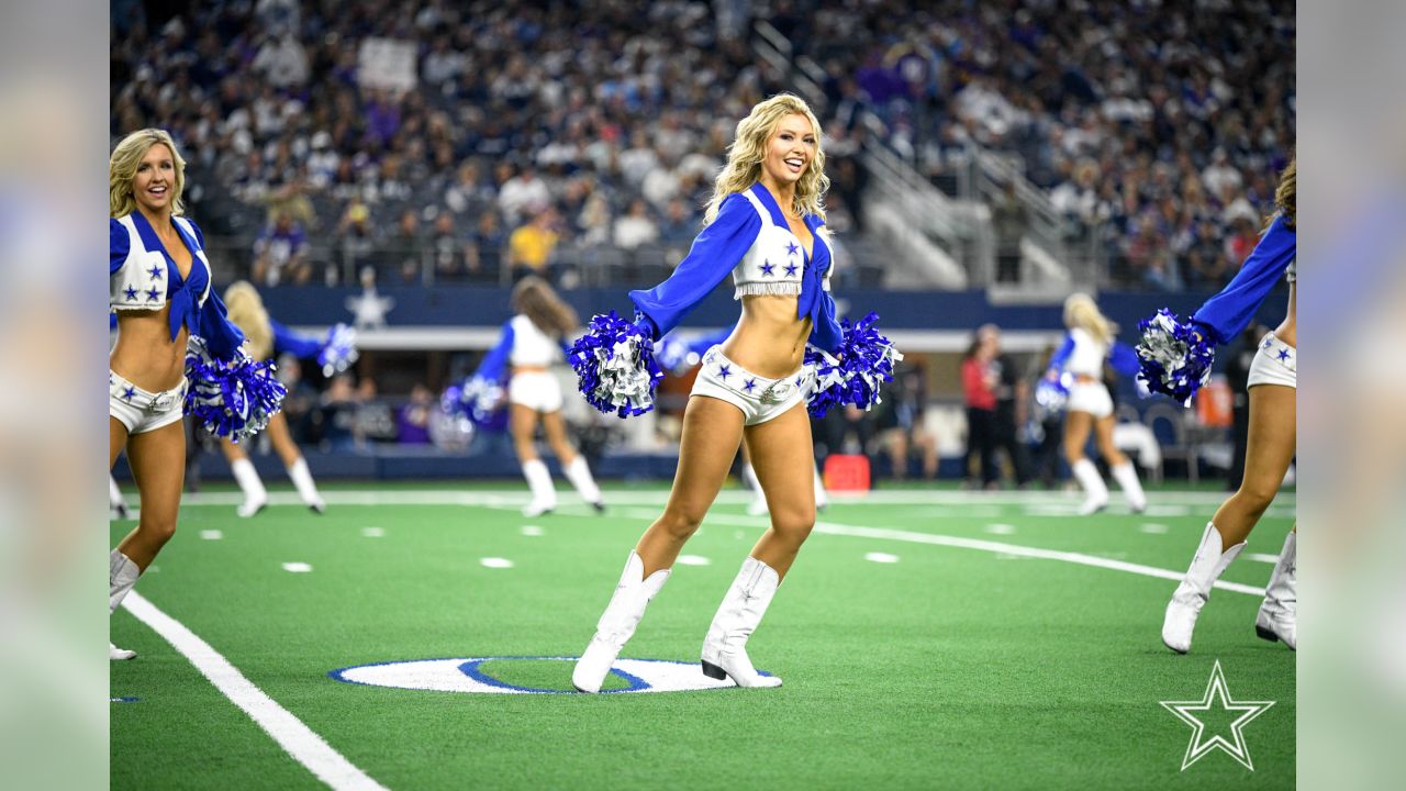 DCC: Week 10 Game Day Gallery #MINvsDAL