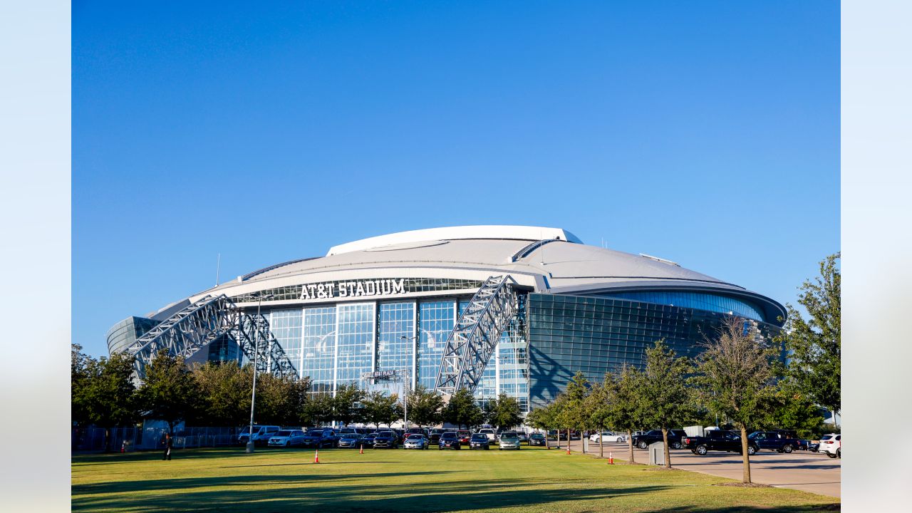 Washington Commanders at Dallas Cowboys, AT&T Stadium, Arlington