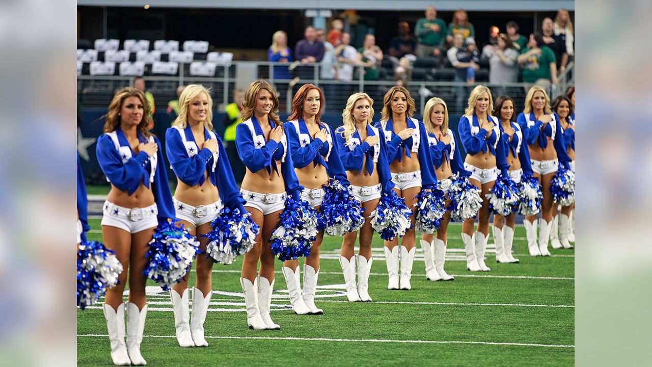 Dallas Cowboys Cheerleaders in Santa outfits: Packers/Cowboys game on  12/15/13 