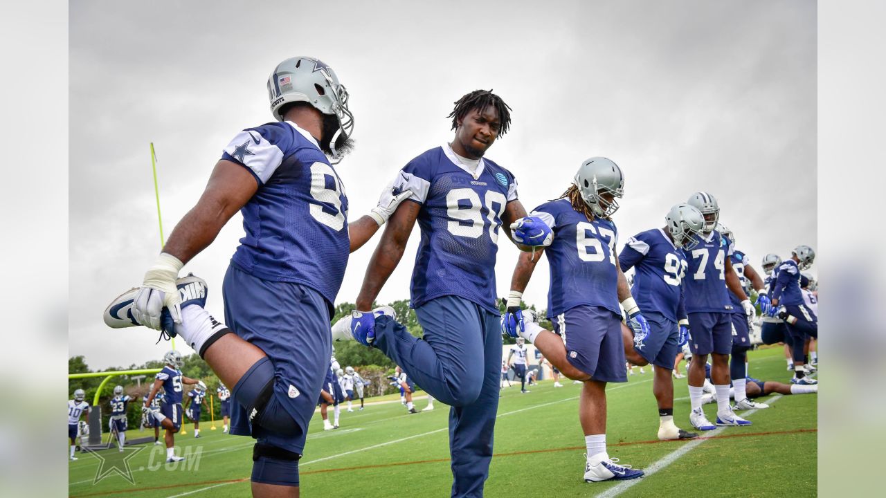 974 Dallas Cowboys Huddle Stock Photos, High-Res Pictures, and