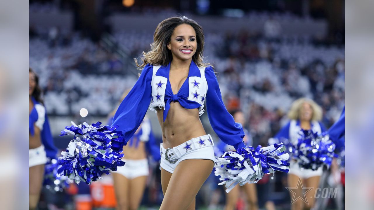 Uživatel Dallas Cowboys Cheerleaders na Twitteru: „Come meet @DCC_Jessika  and @DCC_Jenna at @jcpenney in the Stonebriar Mall tomorrow from 11-12:30!  See you then!  / Twitter