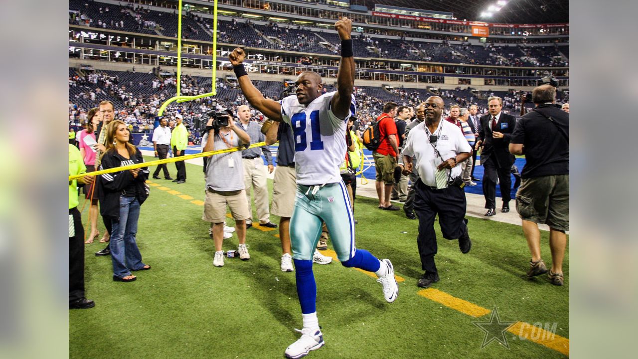 Terrell Owens #81 of the Dallas Cowboys in action during the Dallas Cowboys  37-20 victory over the Miami Dolphins at Dolphin Stadium in Miami Gardens,  Florida.