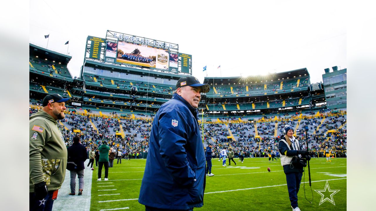 The best pregame photos from #TENvsGB - Green Bay Packers