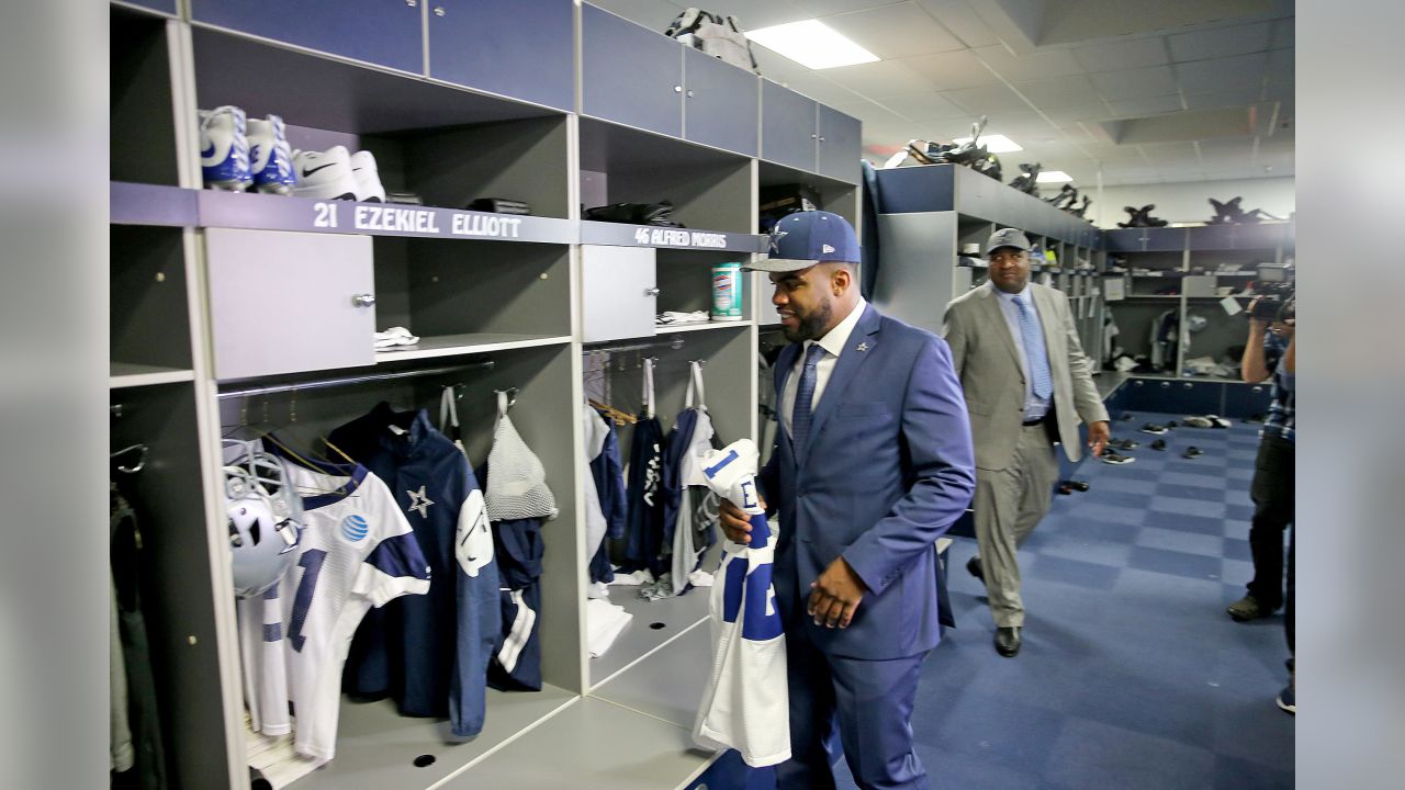 New Cowboy Ezekiel Elliott arrives at Valley Ranch