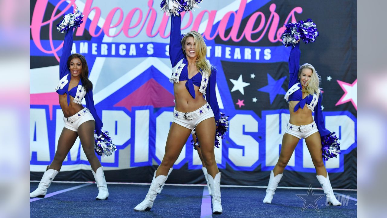 : TURNER LICENSING DALLAS COWBOYS CHEERLEADERS 15X15 WALL  CALENDAR (22998030011), Multi : Sports & Outdoors