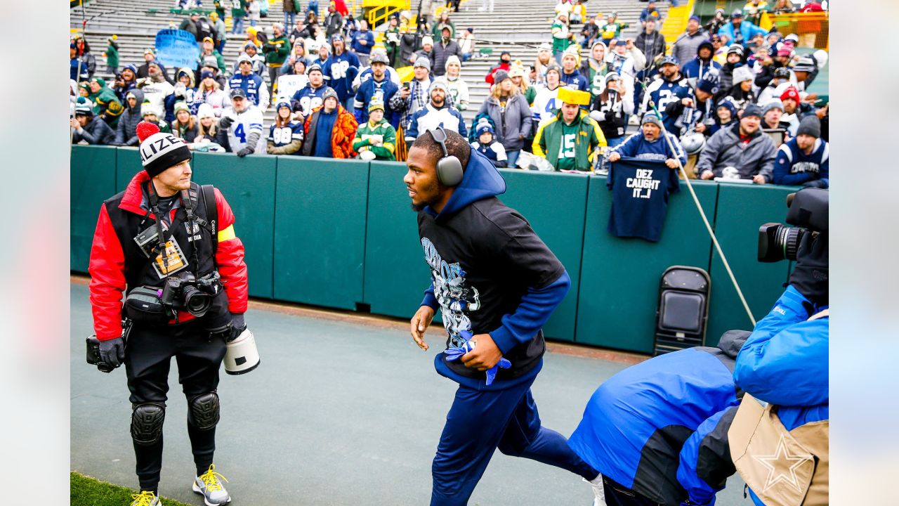 The best pregame photos from #TENvsGB - Green Bay Packers