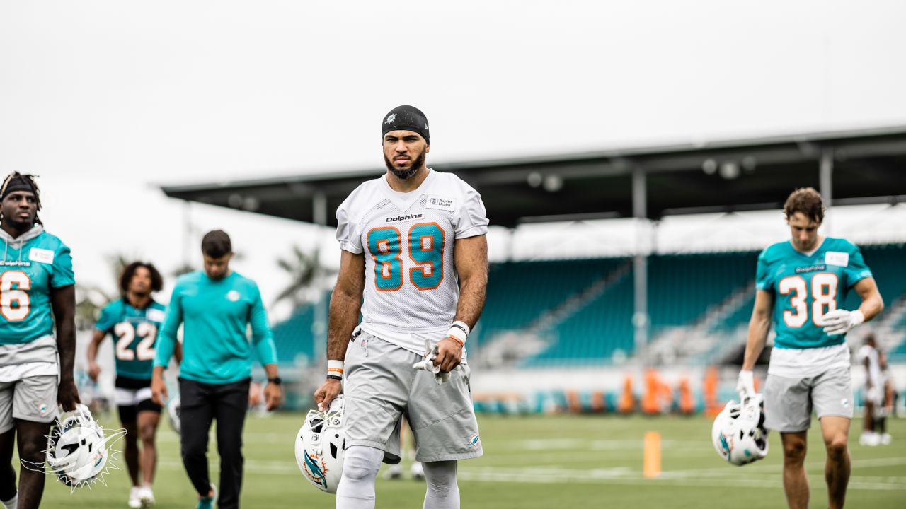 Miami Dolphins hold first day of minicamp. #nfl #dolphins #tua