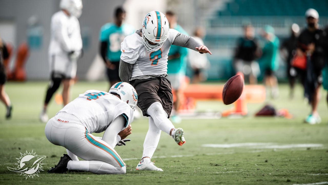 PHOTOS: 2023 Miami Dolphins Practice - January 4