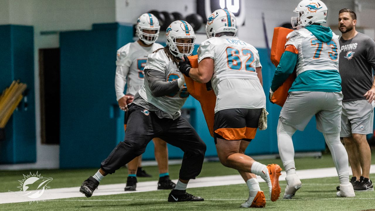 PHOTOS: 2022 Miami Dolphins Practice - December 7