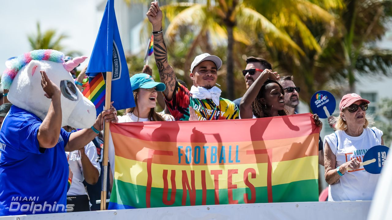 Miami Dolphins FOOTBALL UNITES™ Celebrate Miami Beach Pride