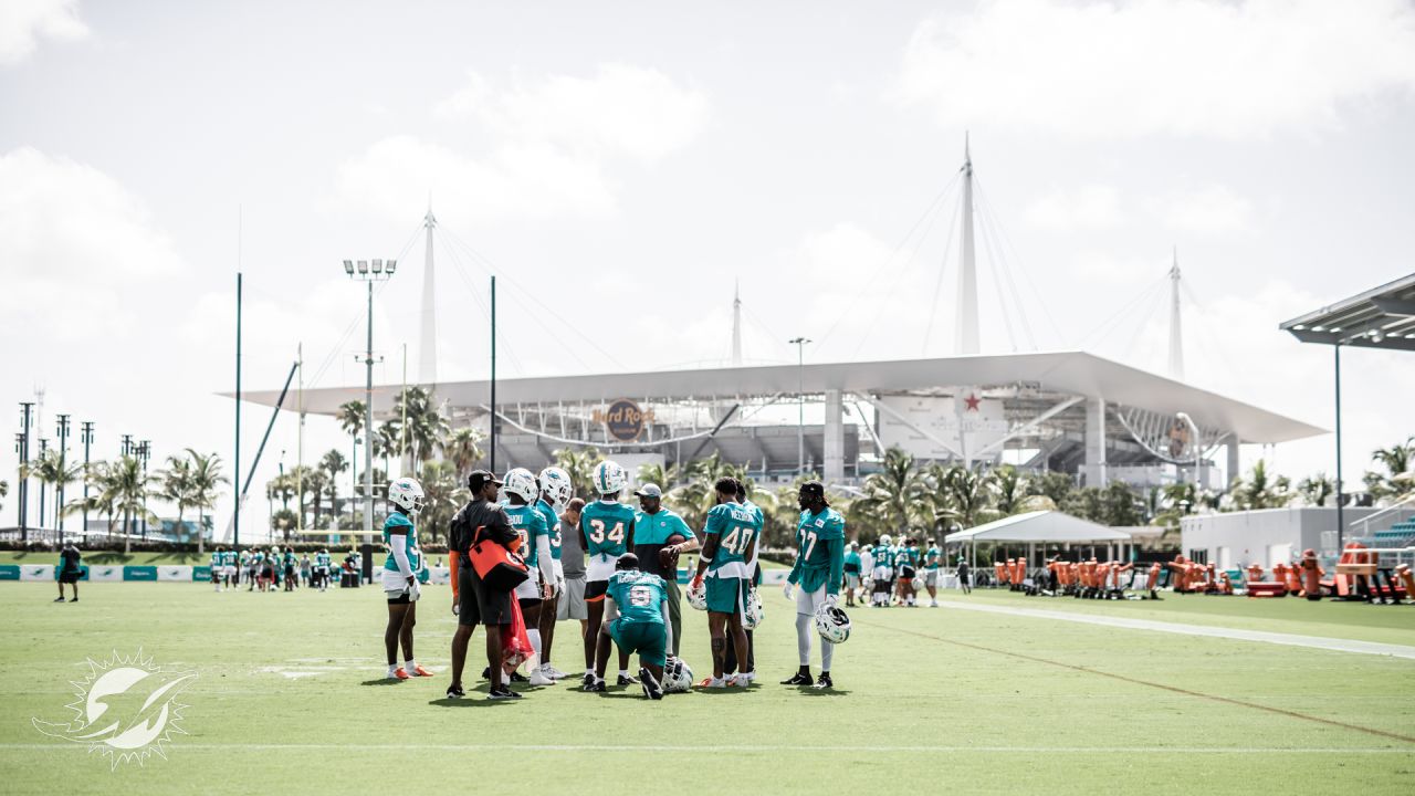 Miami Dolphins Camp Notes Day 2 (Tua stars, Griffin, X, more