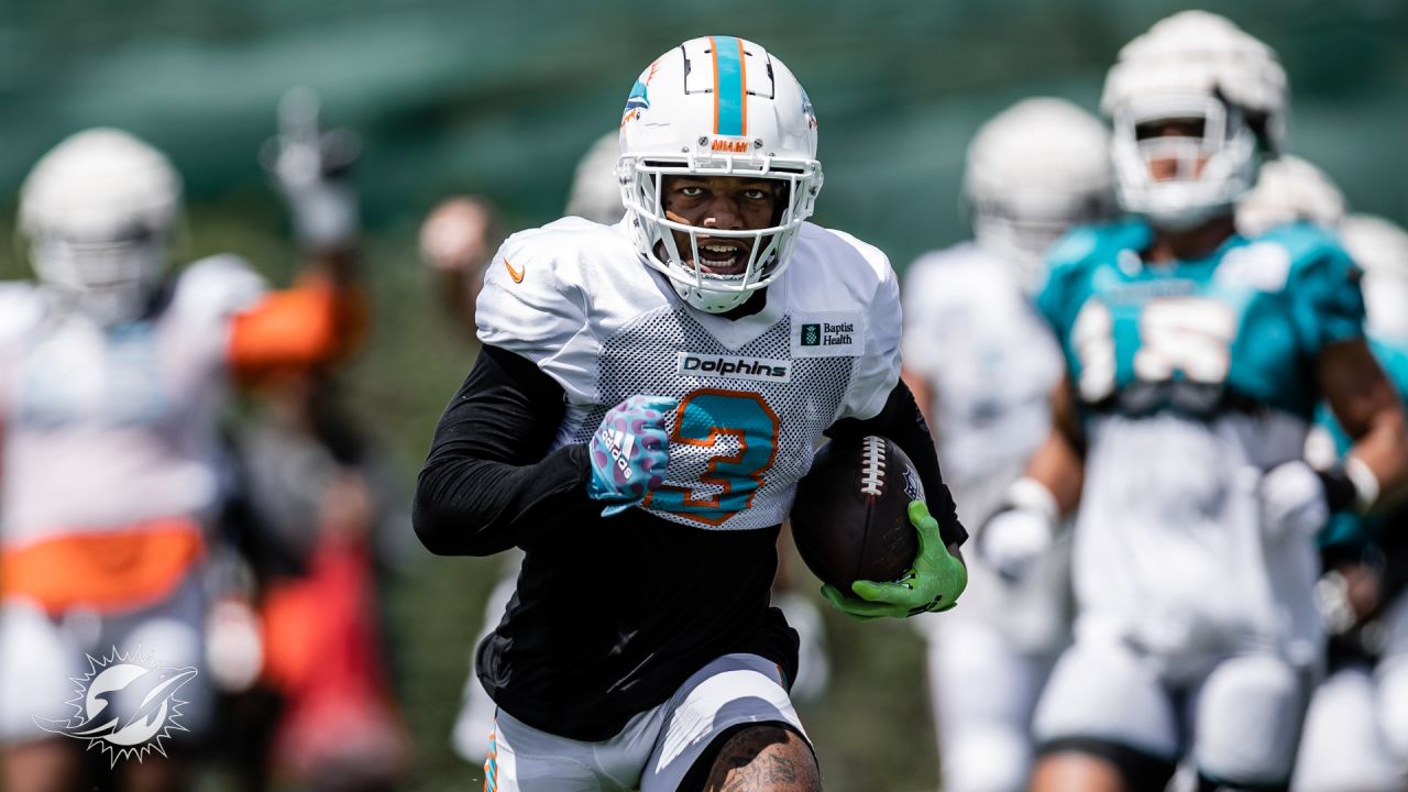 Miami Dolphins Team Physicians Keep Players Healthy at Training Camp, Resource