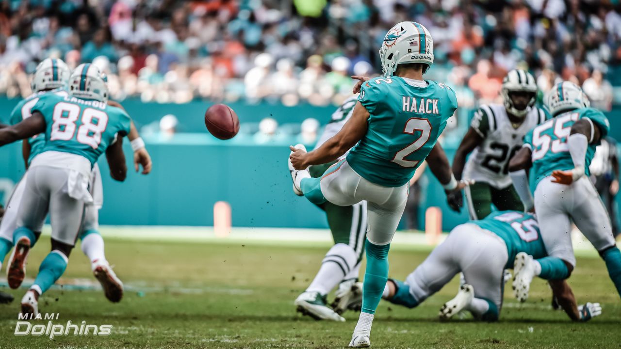 Game Gallery, Jets at Dolphins