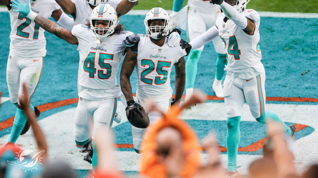 PHOTOS: Top 25 - Panthers at Dolphins