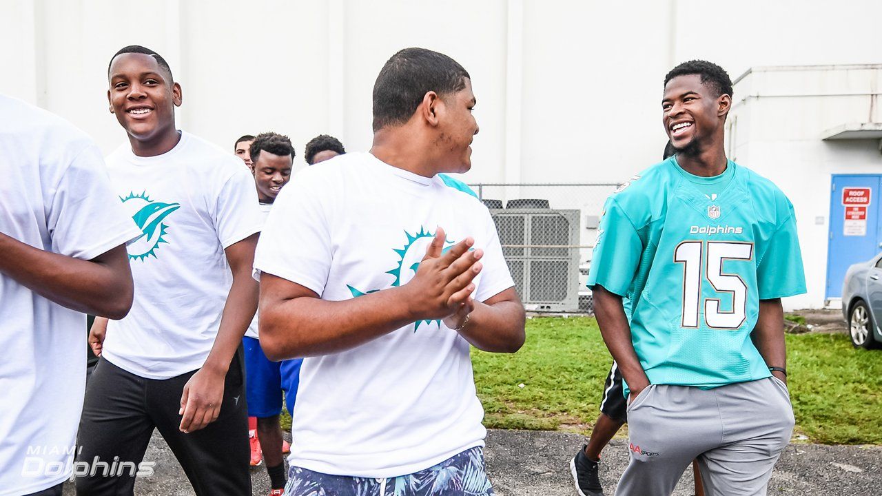 Miami Dolphins Donate Equipment and Meals to 1,000 High School and