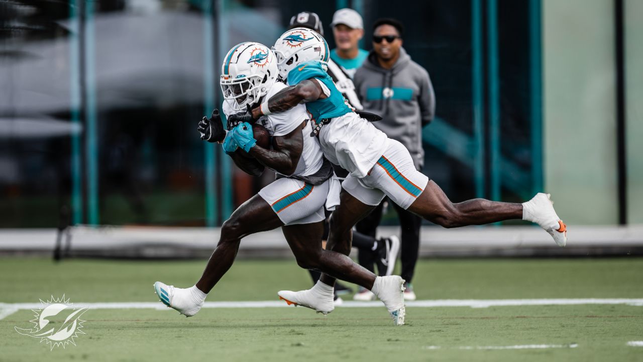 Throwback Miami Dolphins OnField NFL Summer Training 2022 39Thirty Cam