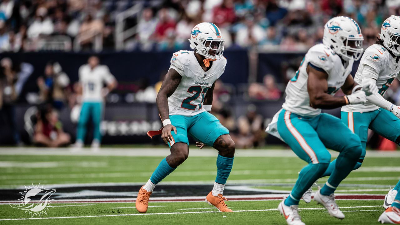 Miami Dolphins Roster - 2023-24 Season - NFL Players & Starters 