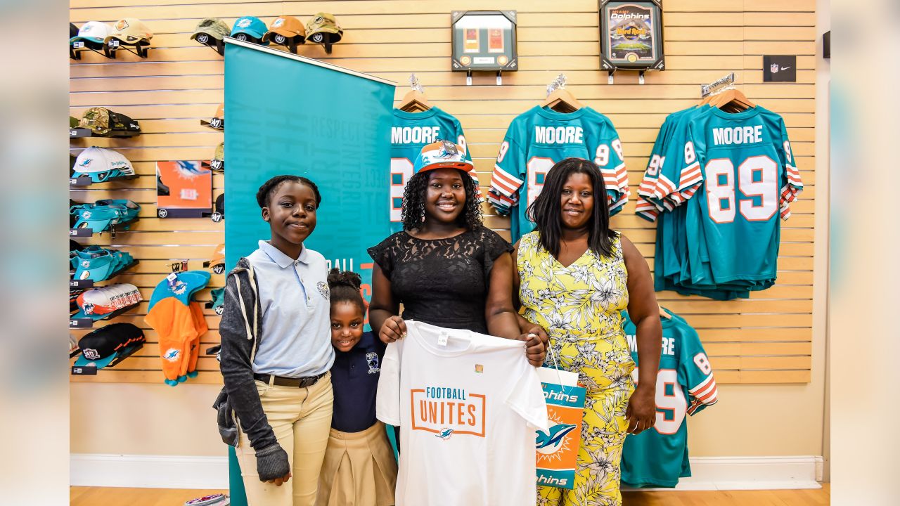 Two FAMU Bound Students Receive Miami Dolphins Foundation Nat Moore  Endowment Scholarships