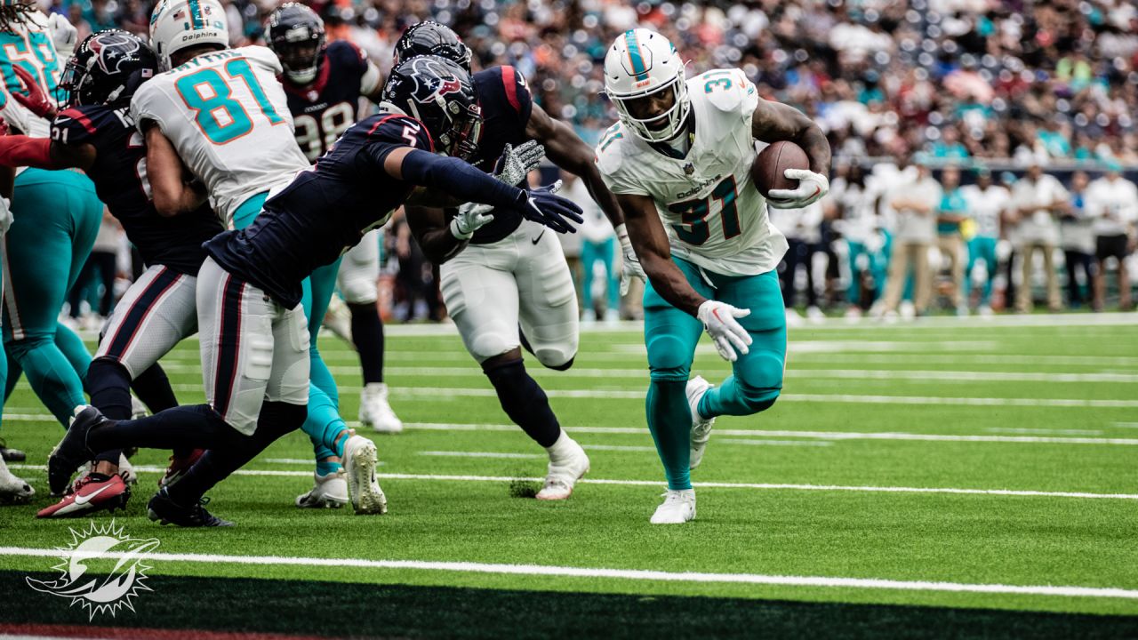 \ud83d\udcf8 Gameday Gallery | Texans vs. Dolphins, Preseason Week 2