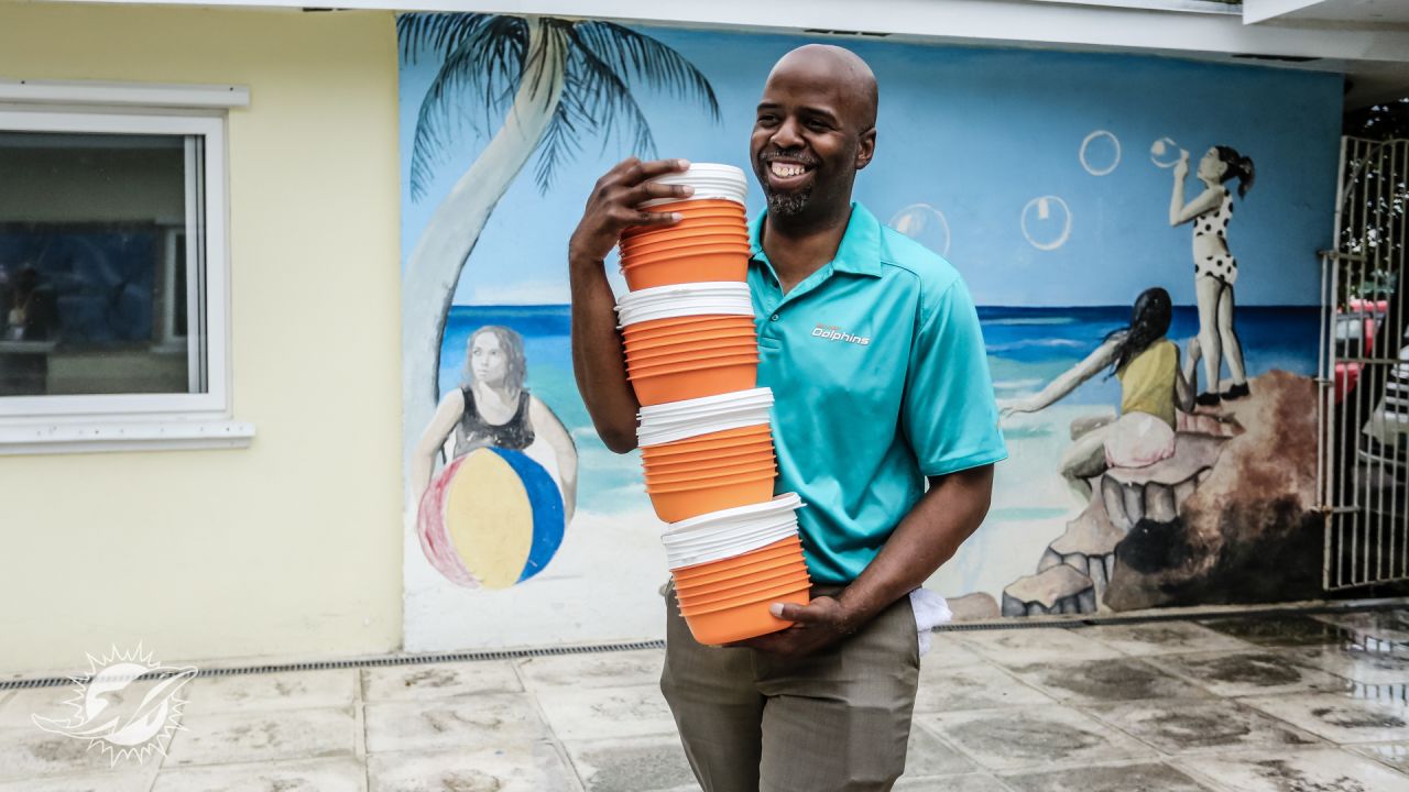 Jason Jenkins on X: One of my favorite @MiamiDolphins events of the year  @Publix Kids and Fins Thanksgiving Shopping Spree #dolphins #community  #thanksgiving  / X