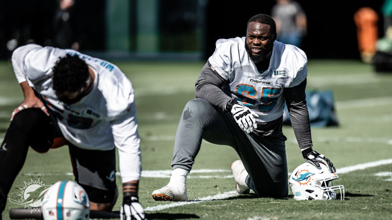 Miami Dolphins cornerback Xavien Howard (25) does drills during practice at  the NFL football team's training facility, Thursday, July 27, 2023, in Miami  Gardens, Fla. (AP Photo/Lynne Sladky Stock Photo - Alamy