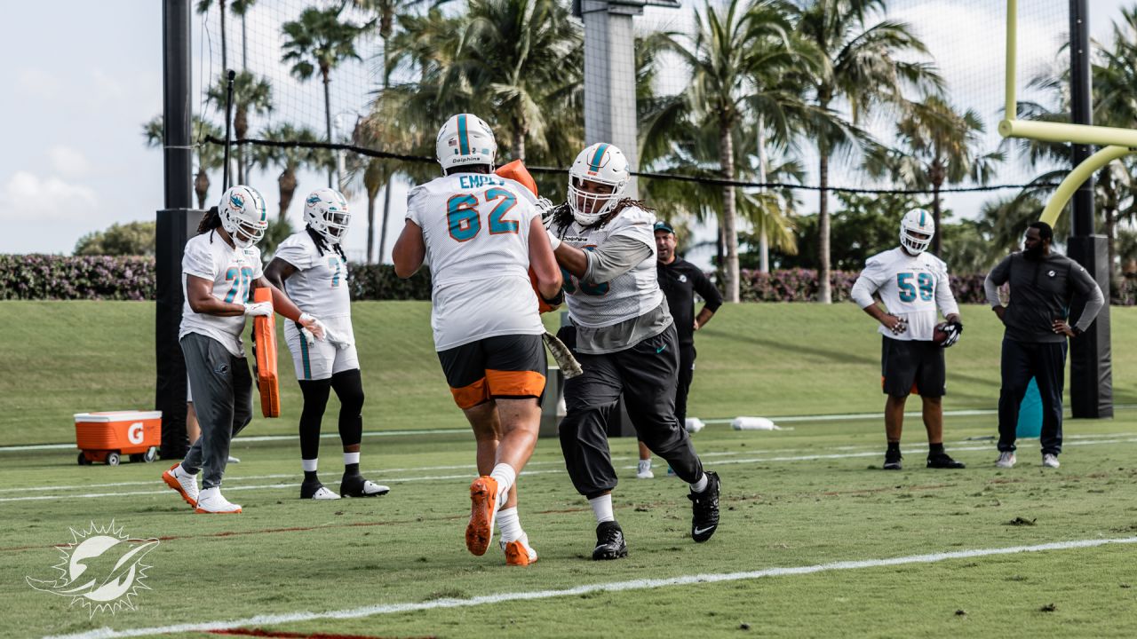 PHOTOS: 2022 Miami Dolphins Practice - November 30