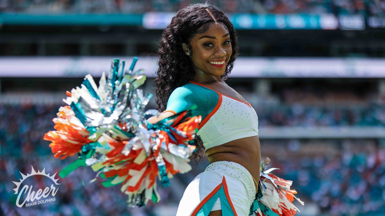 Miami Dolphins Cheerleaders Perform before The Miami Dolphins vs The New  England Patriots NFL Monday Night Football game at Sun Life Stadium Miami,  Florida - 12.09.11 Stock Photo - Alamy