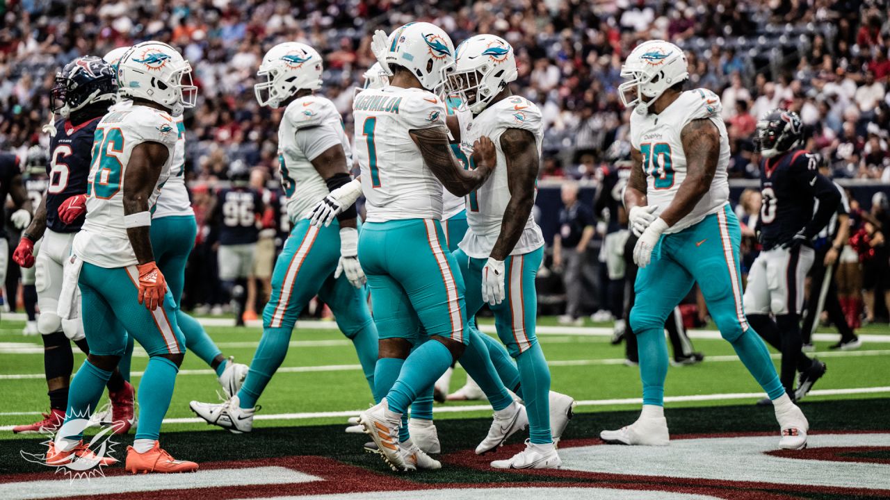 \ud83d\udcf8 Gameday Gallery | Texans vs. Dolphins, Preseason Week 2