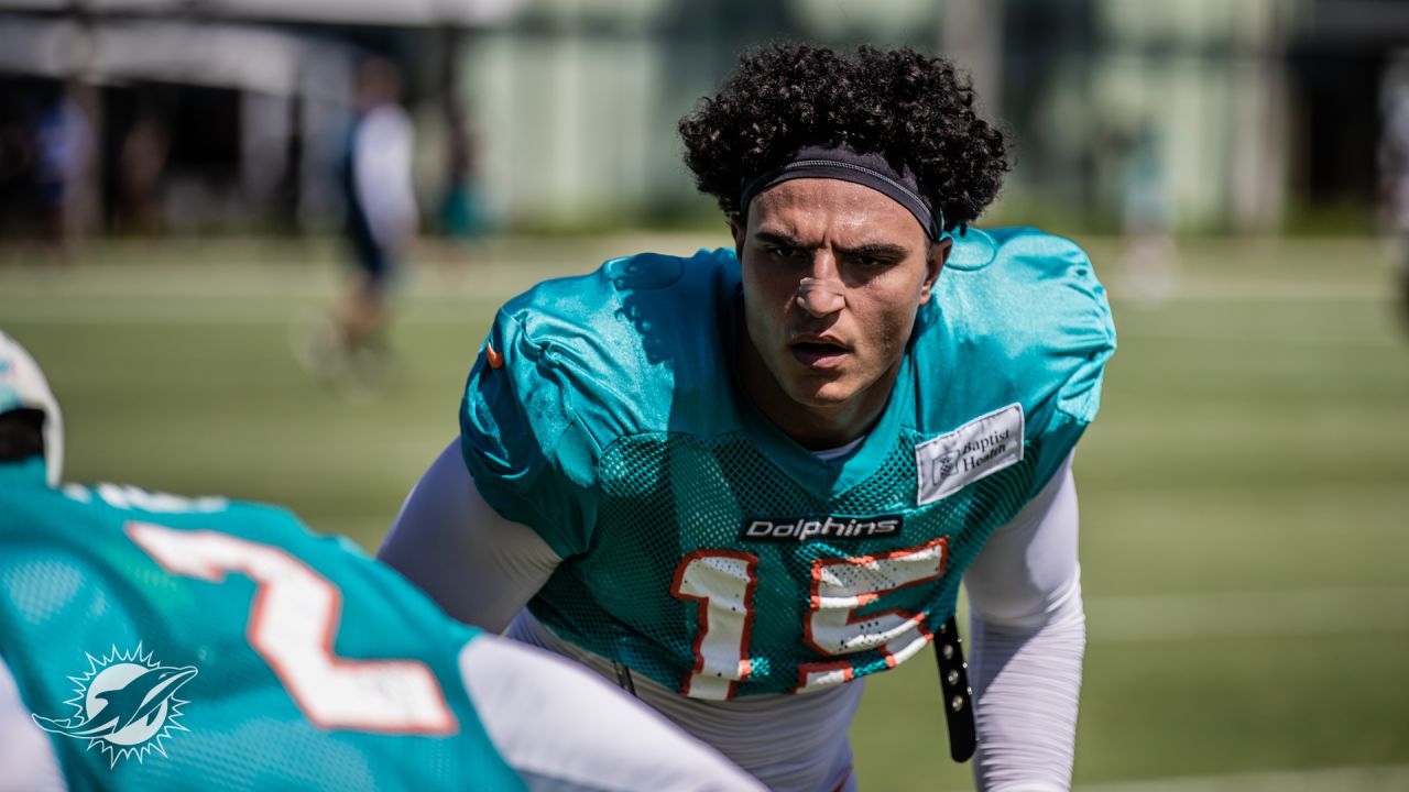 Miami Dolphins wide receiver Erik Ezukanma (18) warms up before an