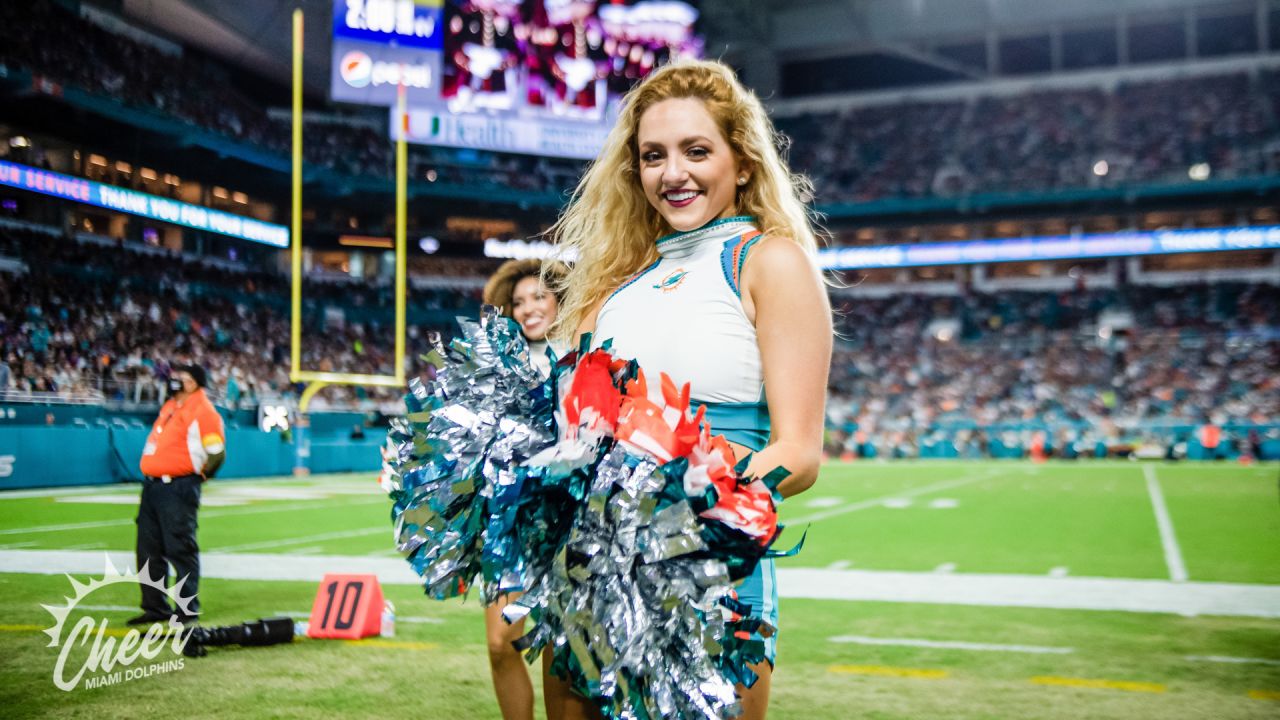 Dolphins Cheerleader Going Viral Ahead Of The 2023 NFL Season - The Wood  Cafe