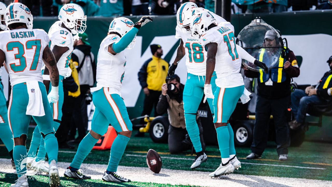 Dolphins fall 14-41 To Dallas Cowboys