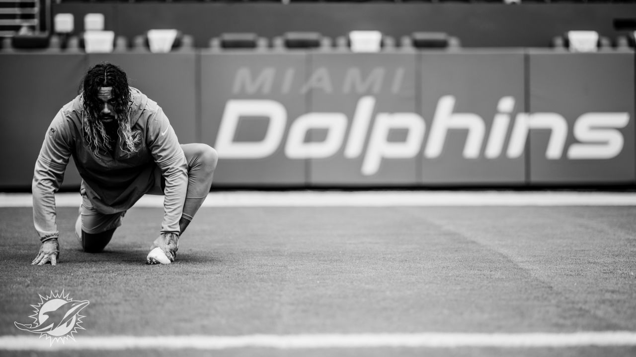 FIT CHECK  Miami Dolphins to wear all-white against the New England  Patriots in Week One - The Phinsider