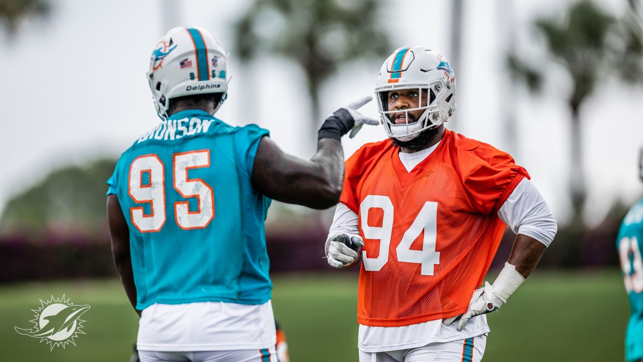 Miami Dolphins defensive tackle Christian Wilkins (97) does drills