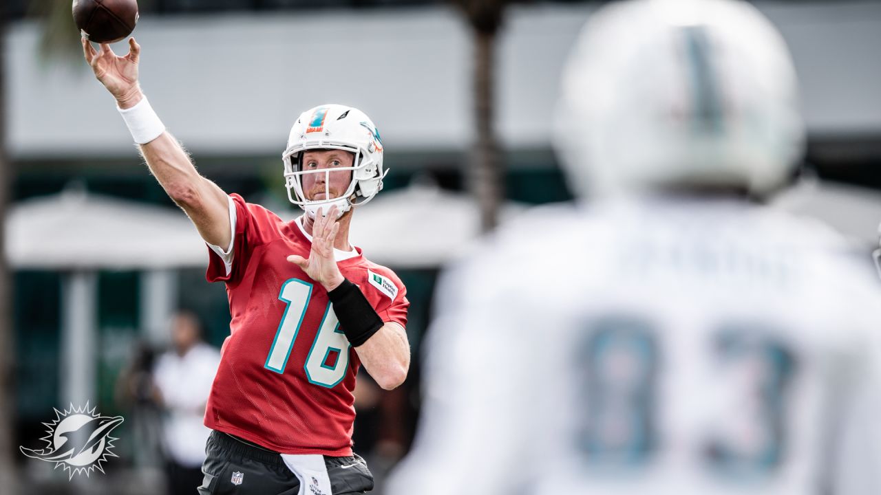 PHOTOS: 2023 Miami Dolphins Practice - January 4