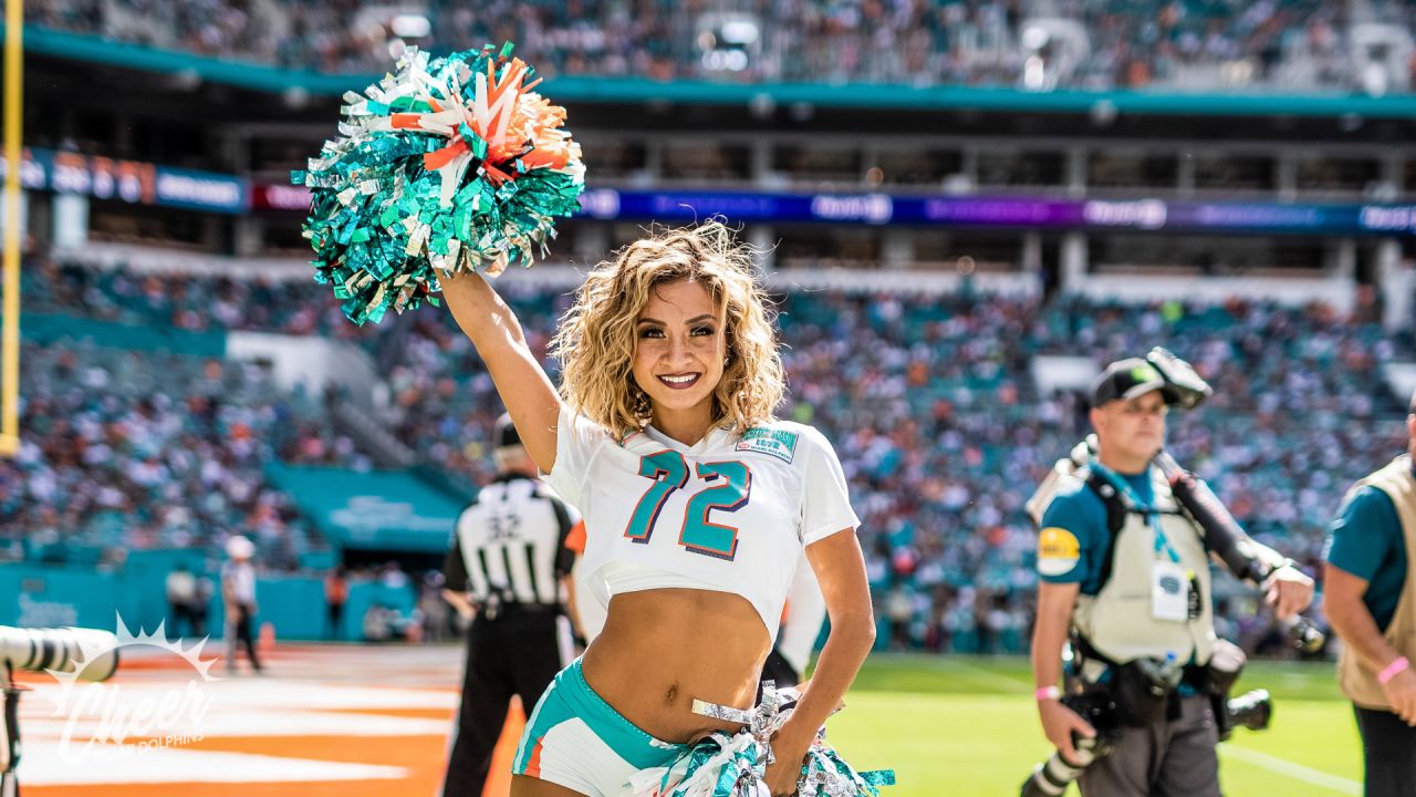 Miami Dolphins cheerleaders perform prior to the game against the  Indianapolis Colts at Landshark stadium in Miami on September 21, 2009. The  Colts defeated the Dolphins 27-23. UPI/Michael Bush Stock Photo - Alamy