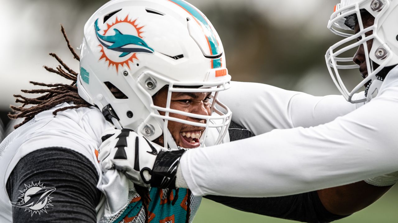 PHOTOS: 2023 Miami Dolphins Practice - January 4