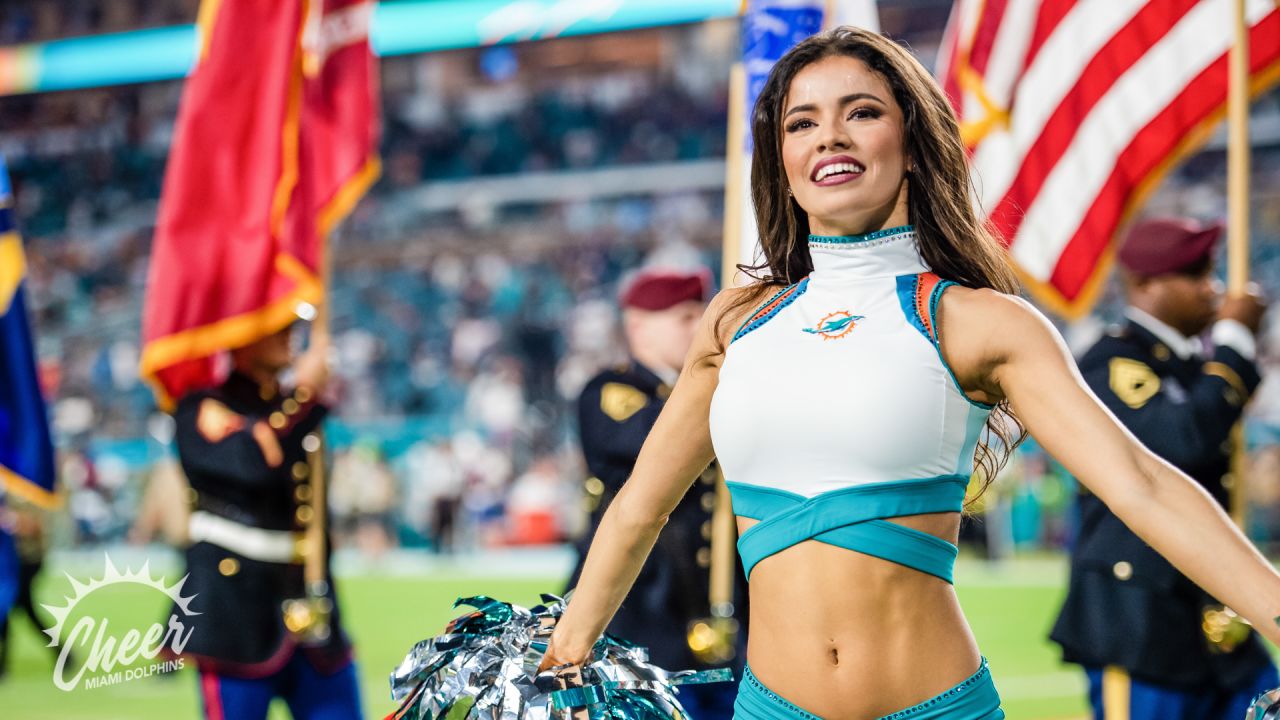 PHOTOS: Dolphins Cheer  Ravens vs. Dolphins - Week 10