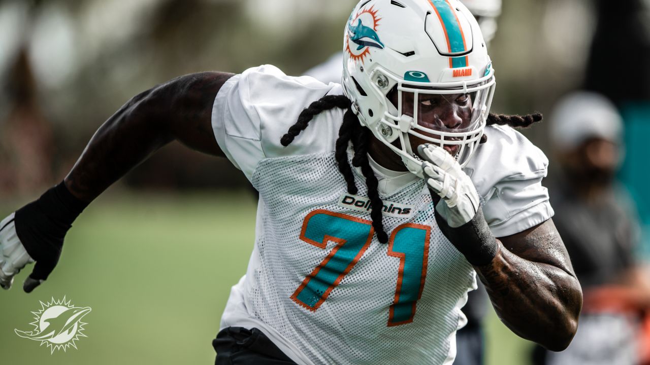 PHOTOS: 2023 Miami Dolphins Practice - January 4