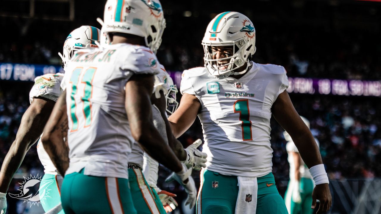 PHOTOS: Top 25 - Miami Dolphins at Chicago Bears