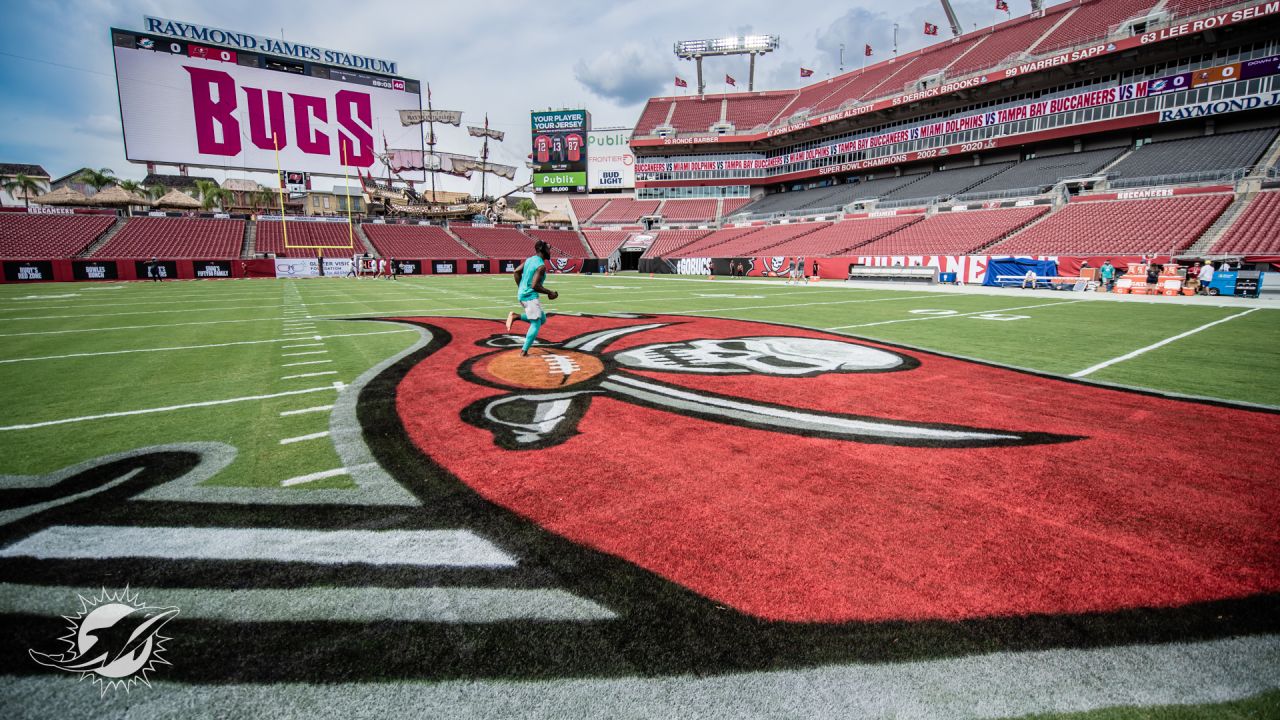 Photo: Tampa Bay Buccaneers, Miami Dolphins in Tampa - TPA20220810135 