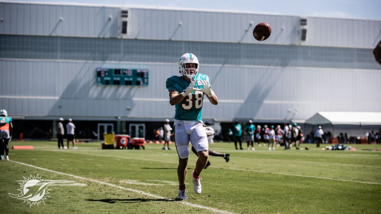 Tua Tagovailoa body transformation spotted by fans at Miami Dolphins  training camp - Mirror Online