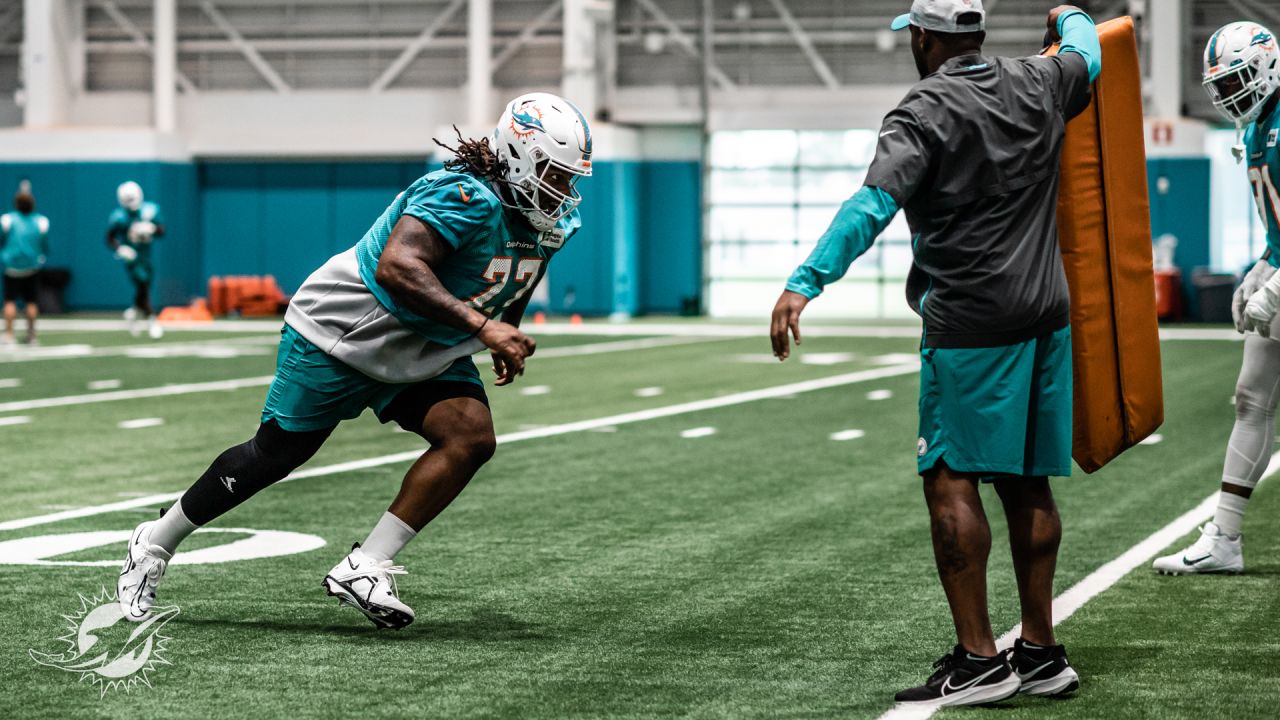 PHOTOS: 2022 Miami Dolphins Practice - November 9